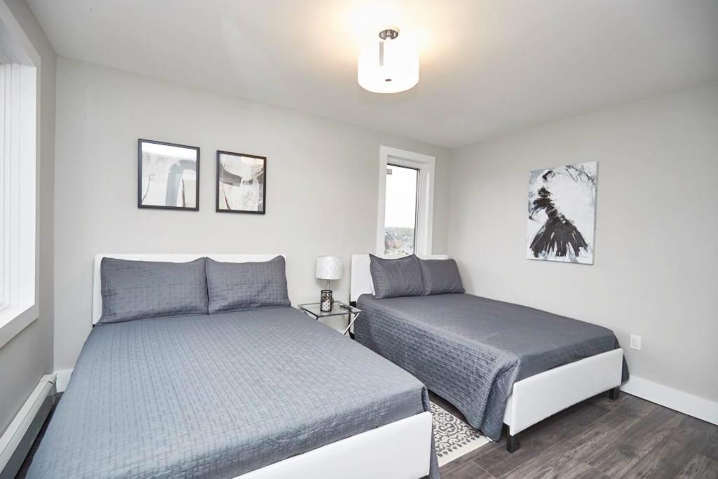 Clifton Hill Hideaway 4B - Two Bedroom Condo Niagara Şelalesi Dış mekan fotoğraf